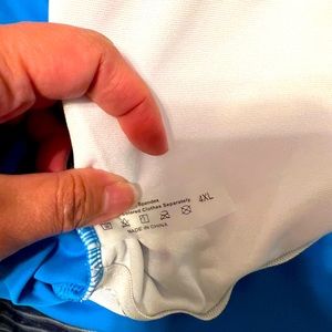 Women’s one piece swimsuit. 4xl girls like a 2XL